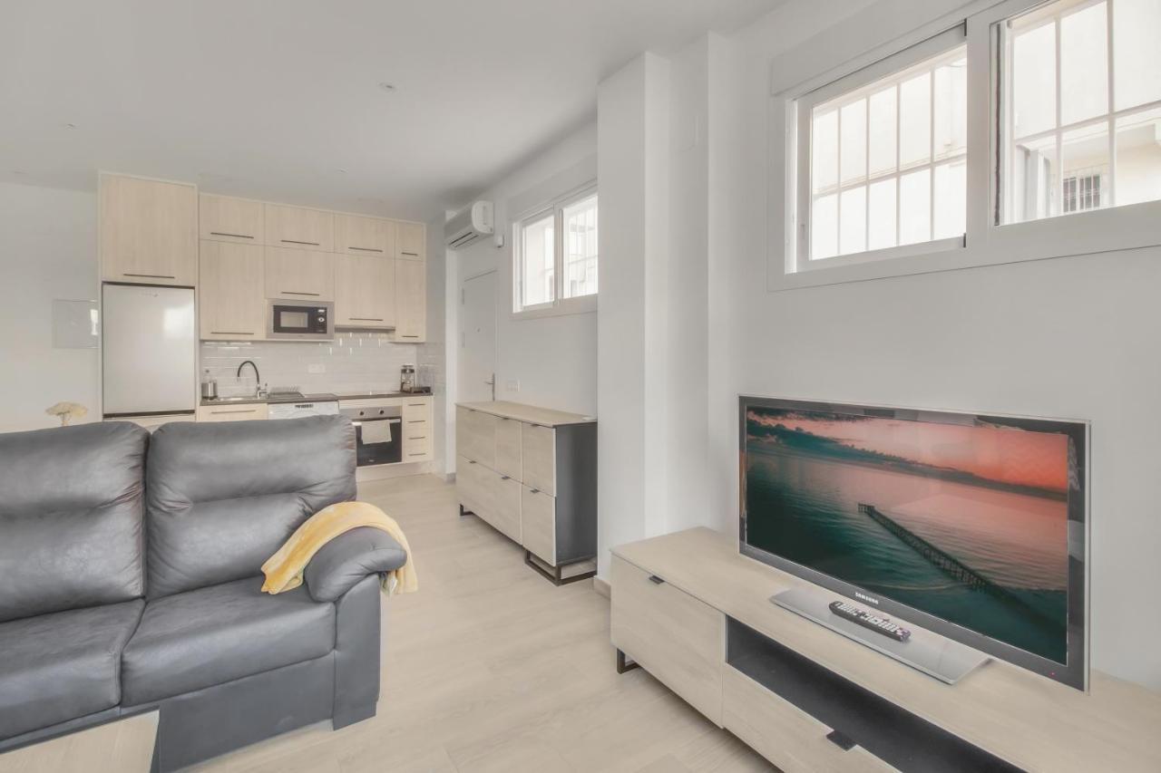 The Million Street Apartment Малага Екстериор снимка