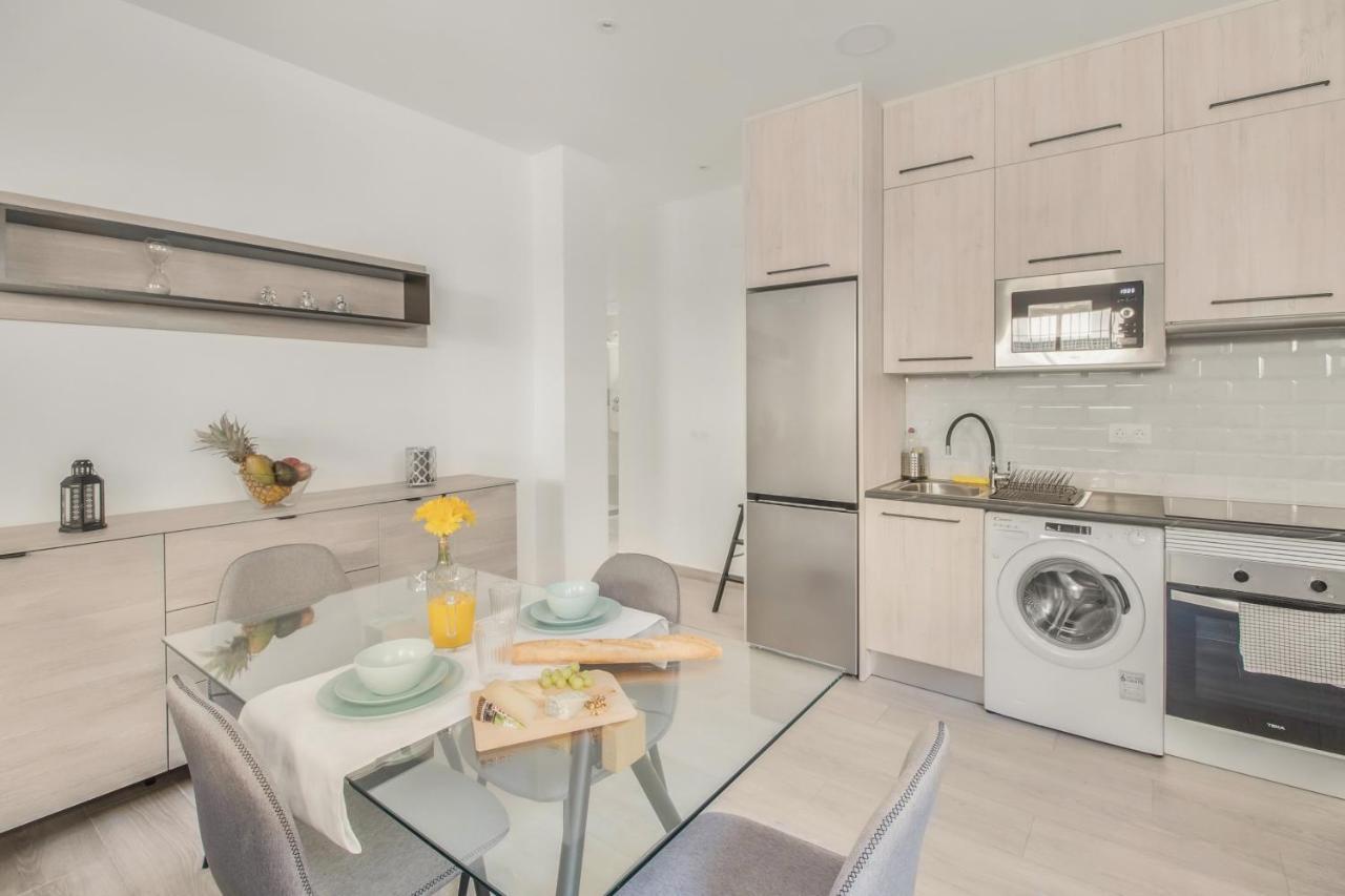 The Million Street Apartment Малага Екстериор снимка